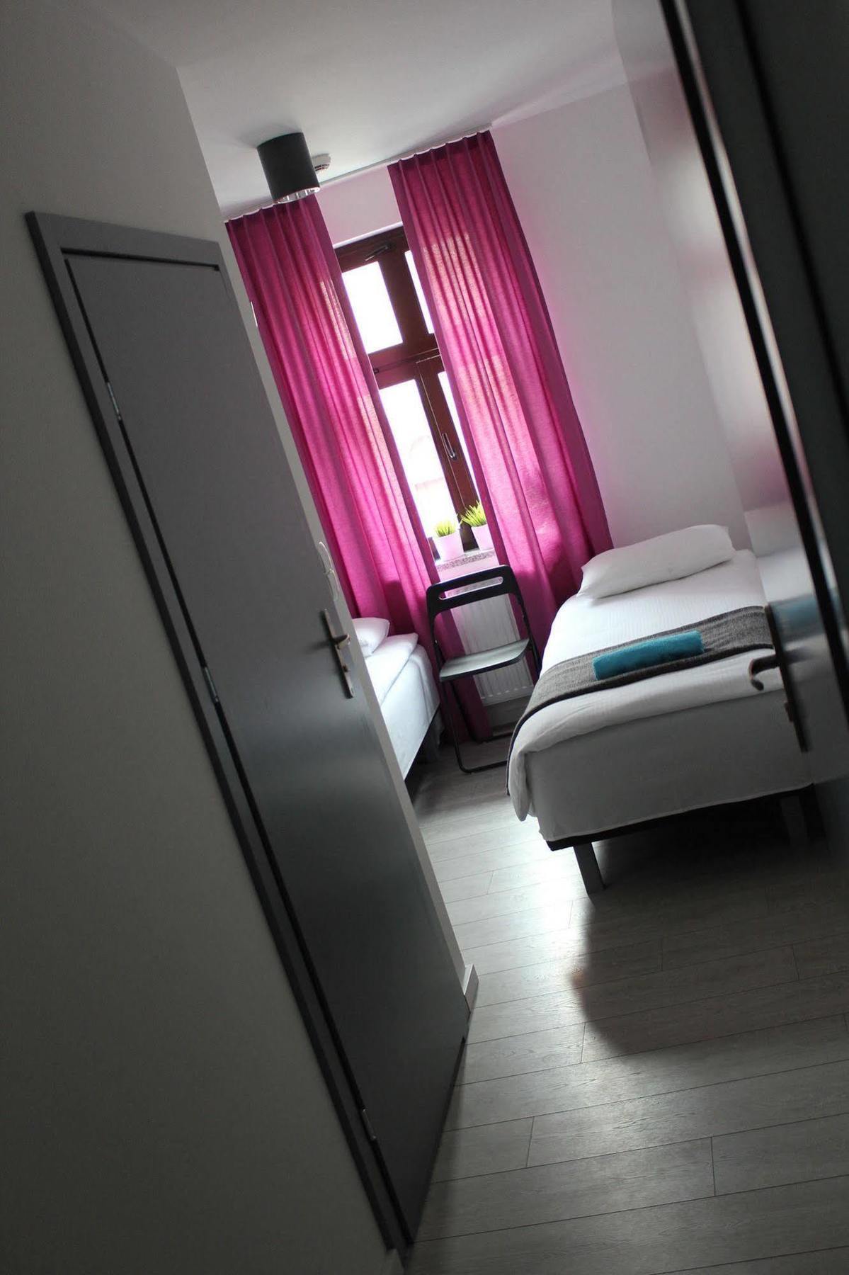 Soda Hostel & Apartments Poznań Dış mekan fotoğraf
